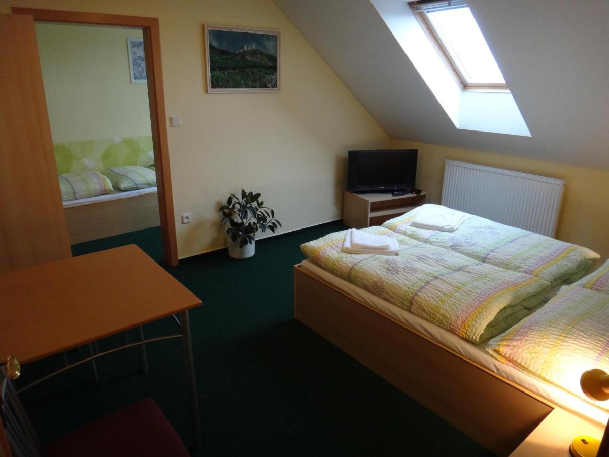 Penzion U Bednaru Pavlov Room photo